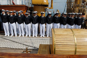 nave scuola amerigo vespucci lavori vita a bordo